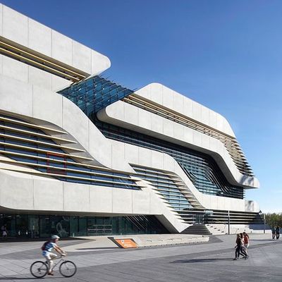 Restaurant Aluminium Curtain Wall Cladding Wind Turbine Facade