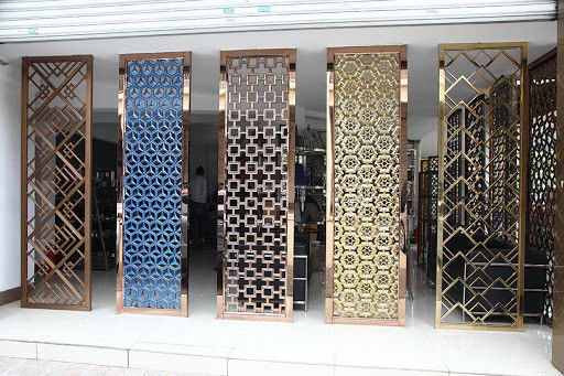 Aluminum Removable Room Divider Screen Waterproof Floor To Ceiling Room
