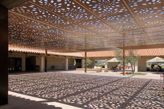 Luxury Modern Aluminum Pergola Gazebo Waterproof Roof Panels