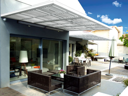 Outdoor Garden Modern Aluminum Pergola Rustproof Green Roof Pergolas