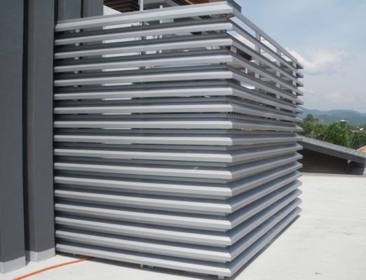 Lightweight Architectural Aluminum Louvers Custom Vertical Louvered Shutters